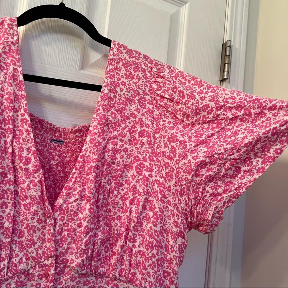 Pink & White Floral Maxi Dress 🌸 - Picture 4 of 8